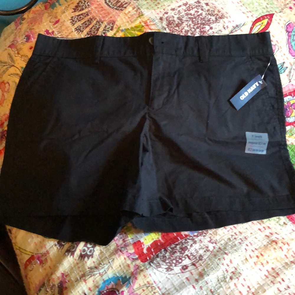Old navy shorts with 5 in inseam